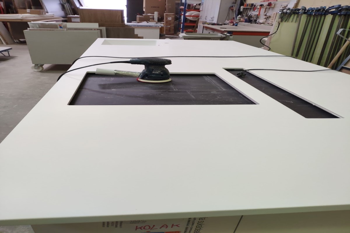 images/galeria/4 SOLID SURFACE/9.jpg